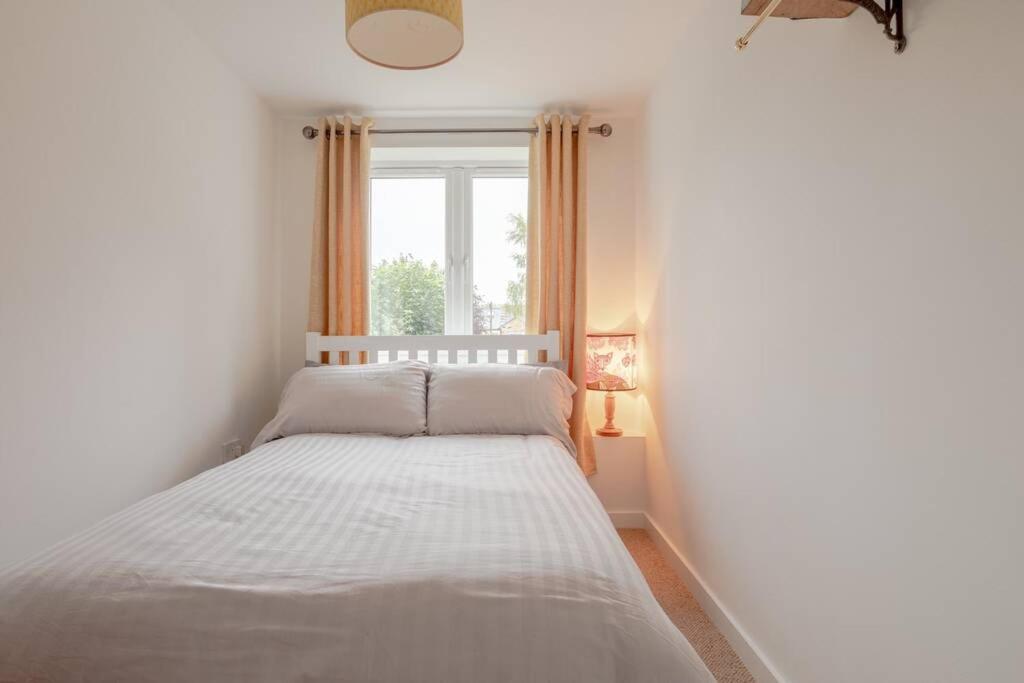 Lovely Central Cambridge Home מראה חיצוני תמונה