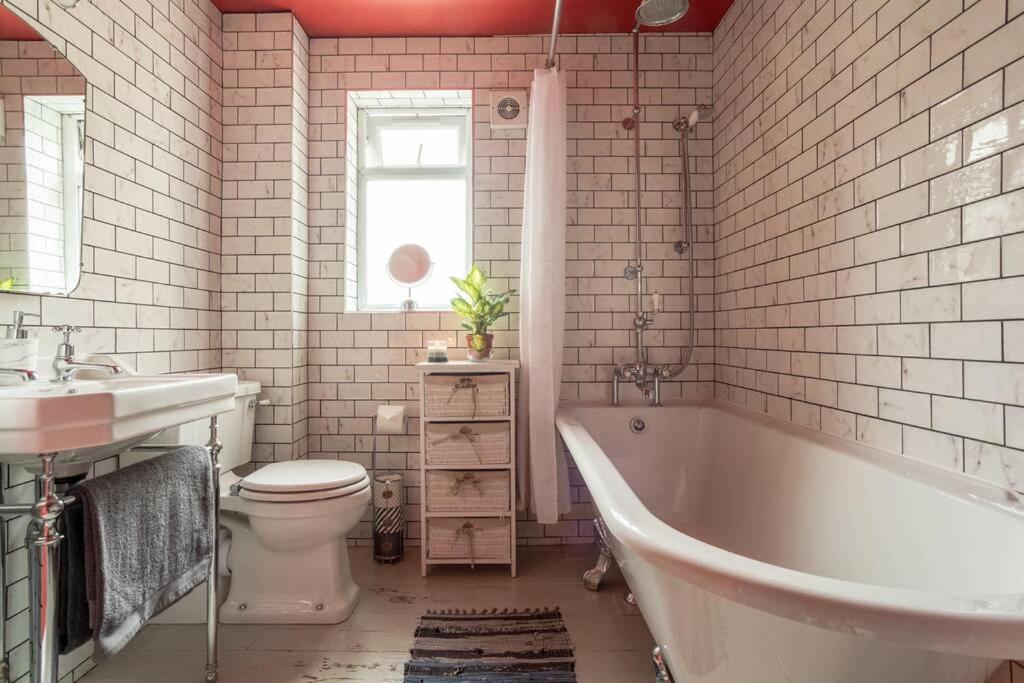 Lovely Central Cambridge Home מראה חיצוני תמונה