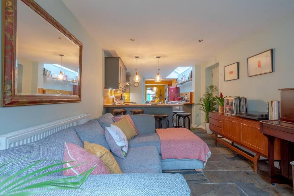 Lovely Central Cambridge Home מראה חיצוני תמונה